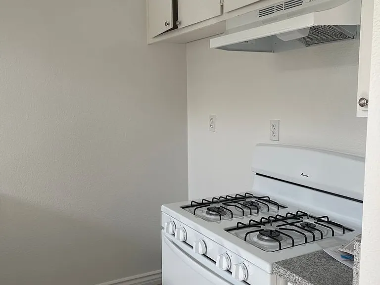 10135 Hillhaven Ave — Photo 24