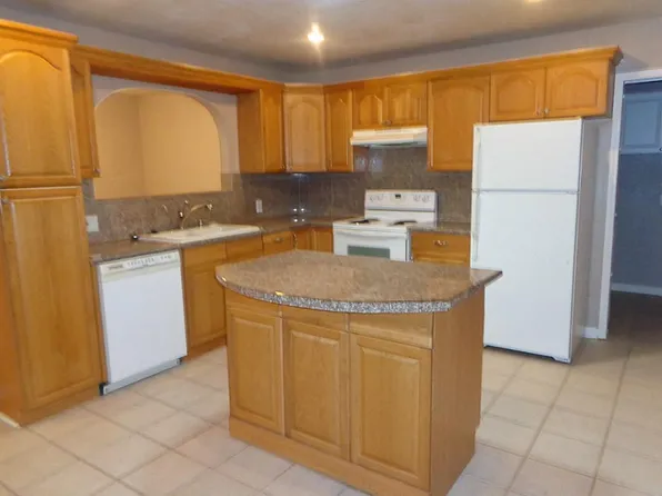 5753 Pinehurst Dr, Montgomery, TX 77316