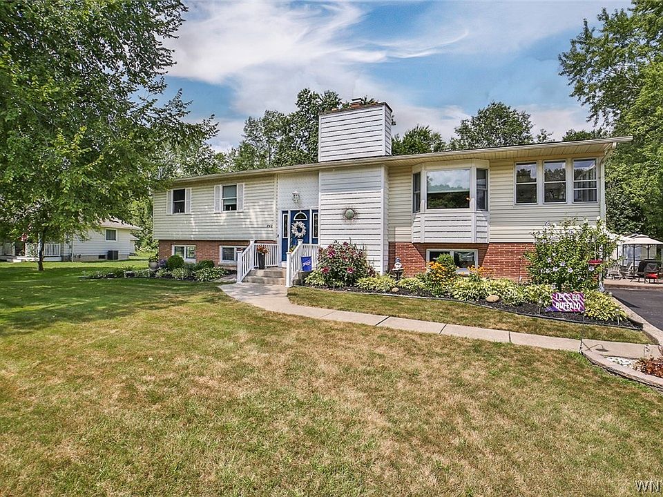 1st image of 742 Kirkwood Dr