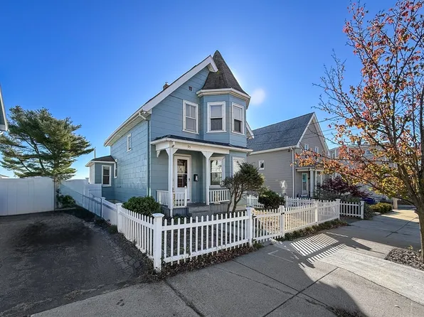 65 Foster St, Everett, MA 02149
