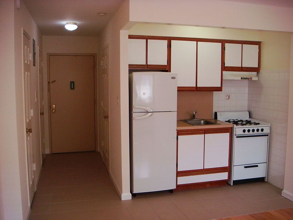 1st image of 2634 30th St APT 4D
