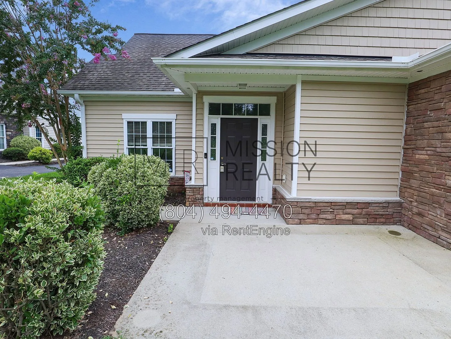 2 bed, 2.5 bath, 1418 sqft, $2,000 — Photo 3