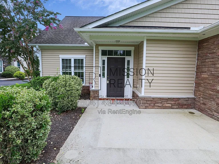 7624 Sandler Dr — Photo 2