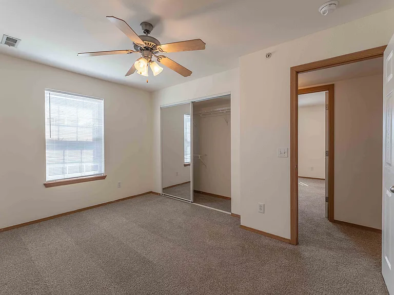 Battlefield Park Apartments — Photo 84