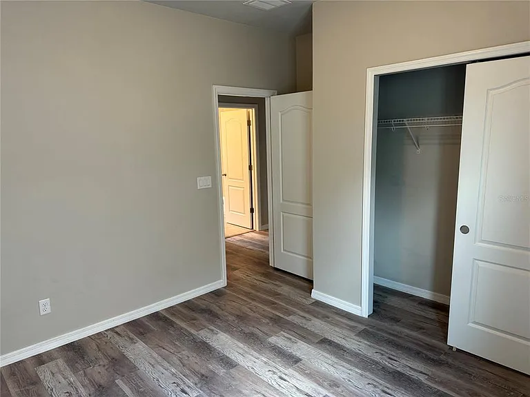 5912 Village Center Dr — Photo 33