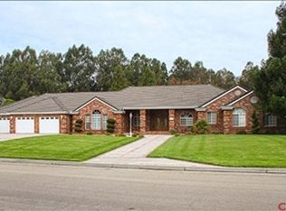 1271 Foxenwood Dr, Santa Maria, CA 93455