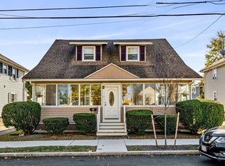 17 Ocean St, Quincy, MA 02171