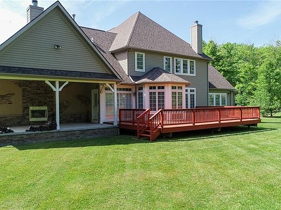 4th image of 16065 Addington Ct