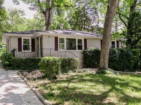 798 Larry Ln, Decatur, GA 30033