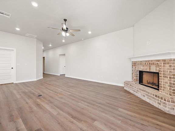 5th image of 2908 Corpus Ave