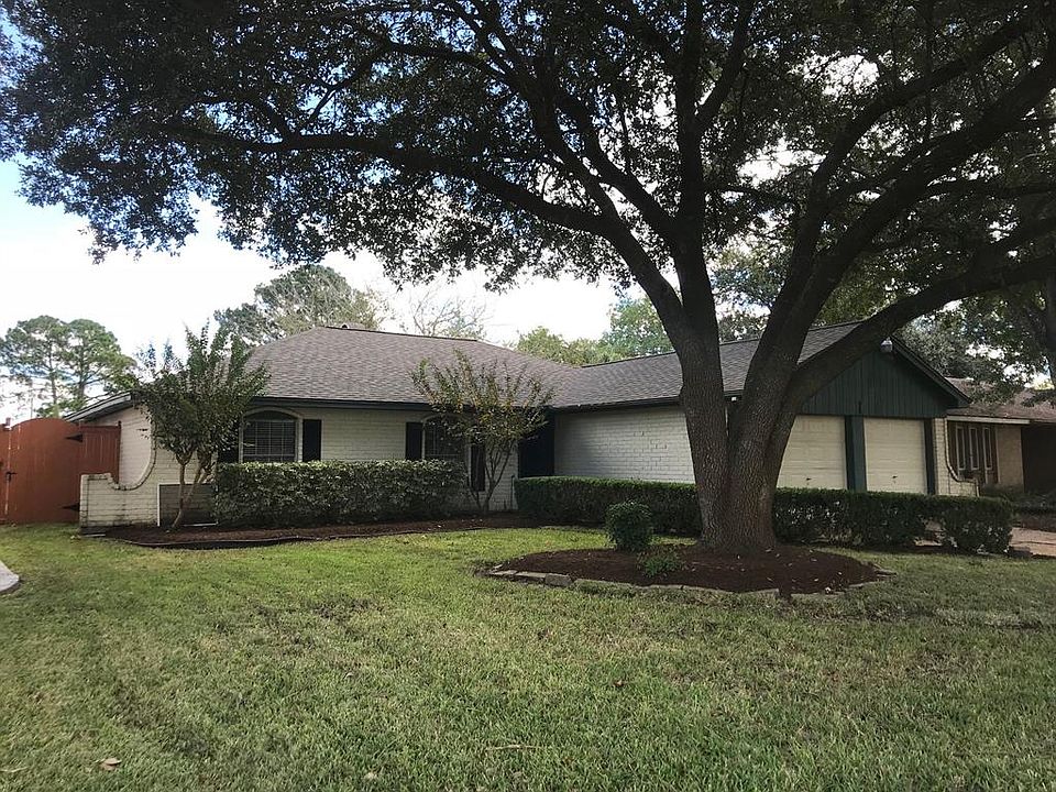 1st image of 16211 Blackhawk Blvd