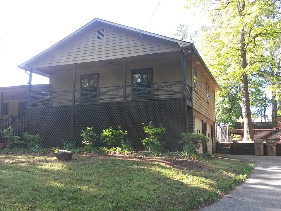 1st image of 315 Creekbend Dr