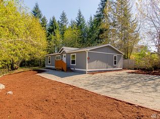 811 Tipsoo Loop S, Rainier, WA 98576