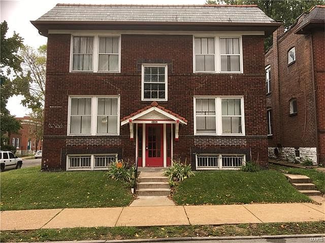 1st image of 2834 Sidney St