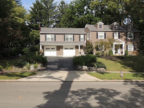 2nd image of 797 E Schantz Ave