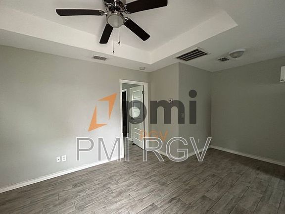3rd image of 1405 Quitaca Dr
