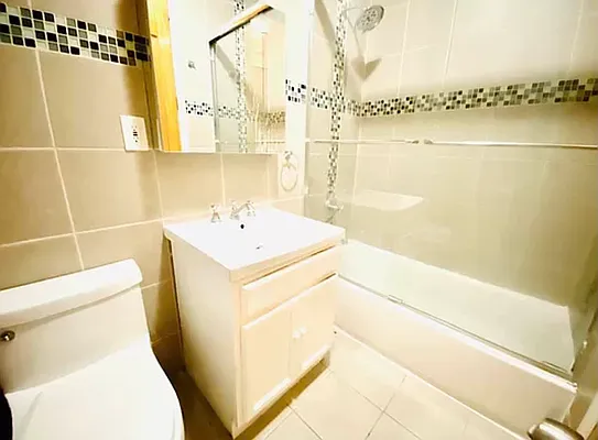 Rented by null | media 25