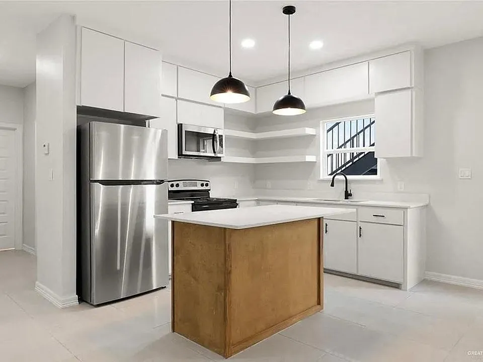 3530 S Dominique Dr