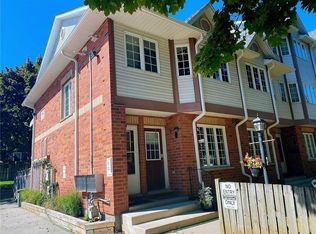 1067 Rymal Rd E #5, Hamilton, ON L8W3M5