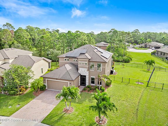 2nd image of 850 Fiddleleaf Cir