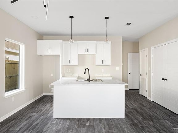 5th image of 5701 Notre Dame Ave #2