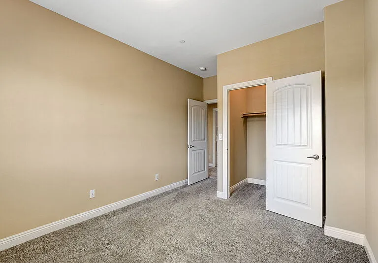 1074 Fish Pond Ave — Photo 45