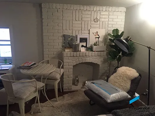 Rented by FirstService Realty (legacy) | media 7