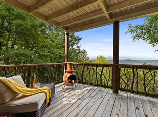 100 Wintermute Dr, Mineral Bluff, GA 30559