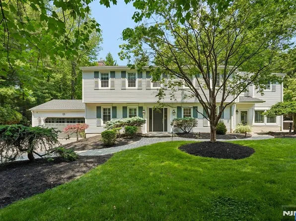 78 Pierson Ave, Norwood, NJ 07648