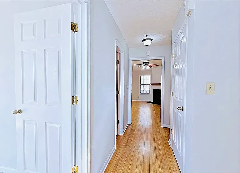 259 Waterdown Dr #11 — Photo 3