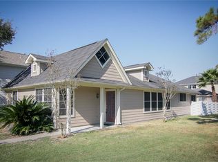 10111 Farrell Dr, Houston, TX 77070