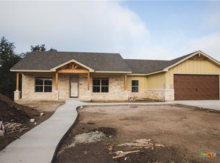 1614 Badger Ln, Lampasas, TX 76550