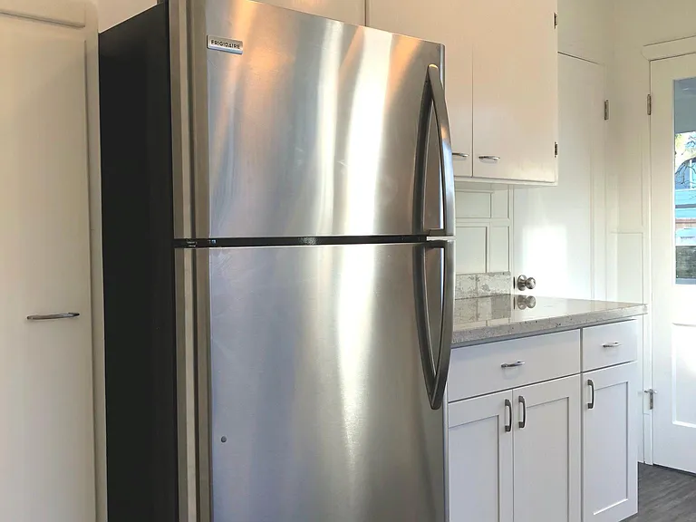 Lots of cabinets space.