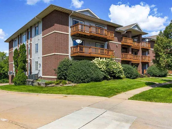 536 Westside Dr, Iowa City, IA 52246