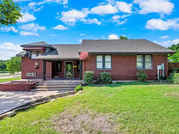 1121 NW Birch Ave, Lawton, OK 73507