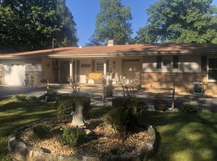 111 Pine Tree Cir, Crossville, TN 38571