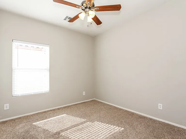 13148 W Redfield Rd — Photo 11