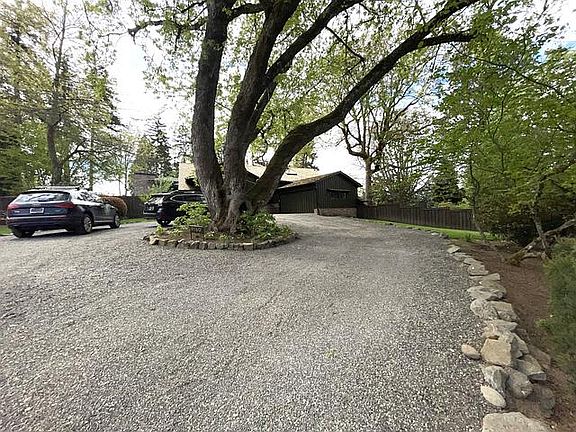 2nd image of 9160 SW Arrow Wood Dr