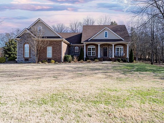 2nd image of 120 Rockingham Dr