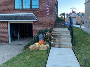 1830 Ripley St, Philadelphia, PA 19111