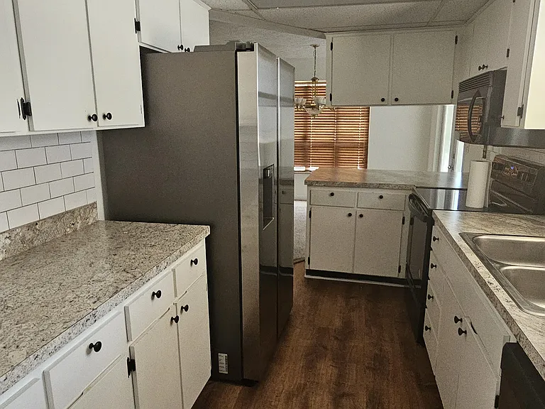 3301 W Nassau St — Photo 9