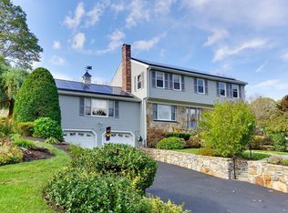 24 Angelica Dr, Framingham, MA 01701