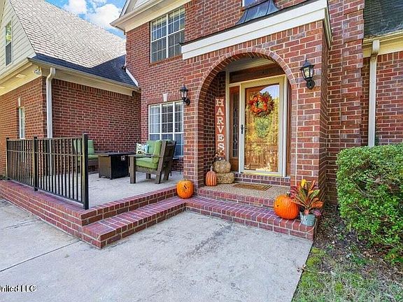 3rd image of 2535 Appleton Dr