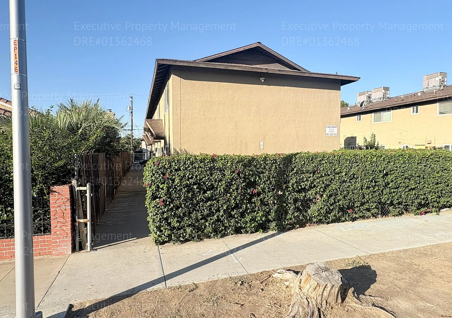 1405 Pacific St — Photo 2