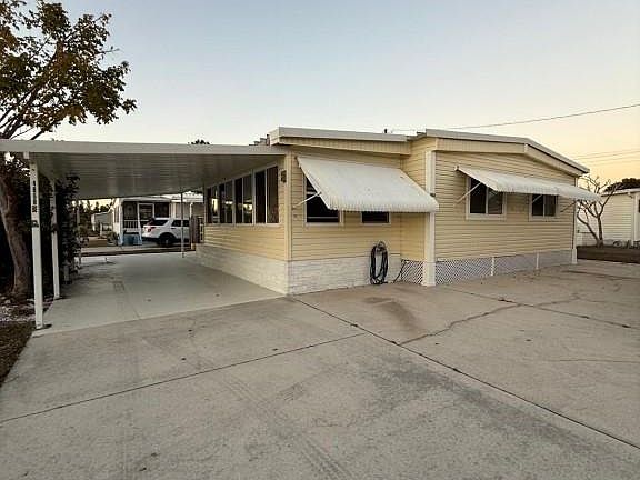 4th image of 4868 Flamingo DR