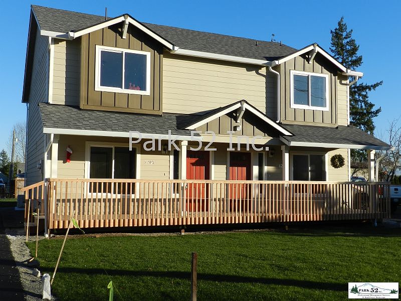 1st image of 1209 46th Ave E