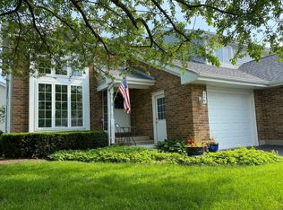 845 Barlina Rd, Crystal Lake, IL 60014