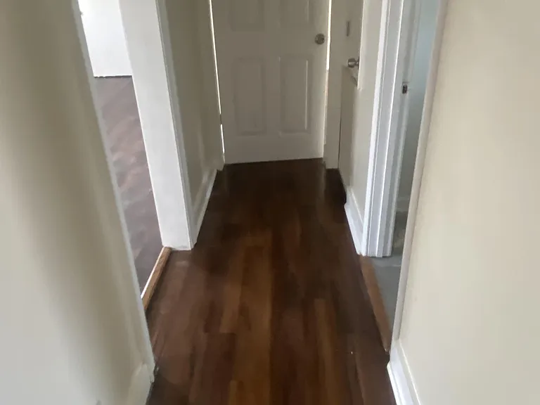 520 Robinson Ave — Photo 8