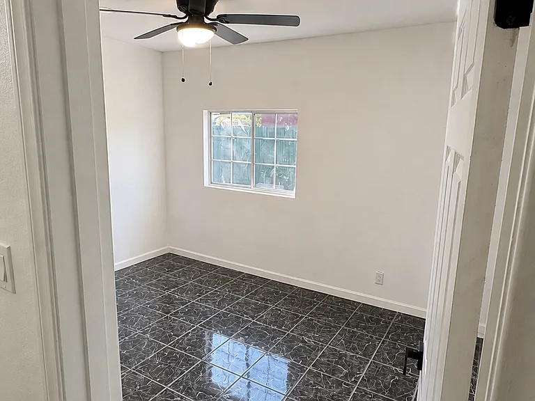 606 Smoketree Dr — Photo 13