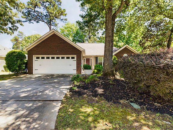 5th image of 341 Southbank Dr